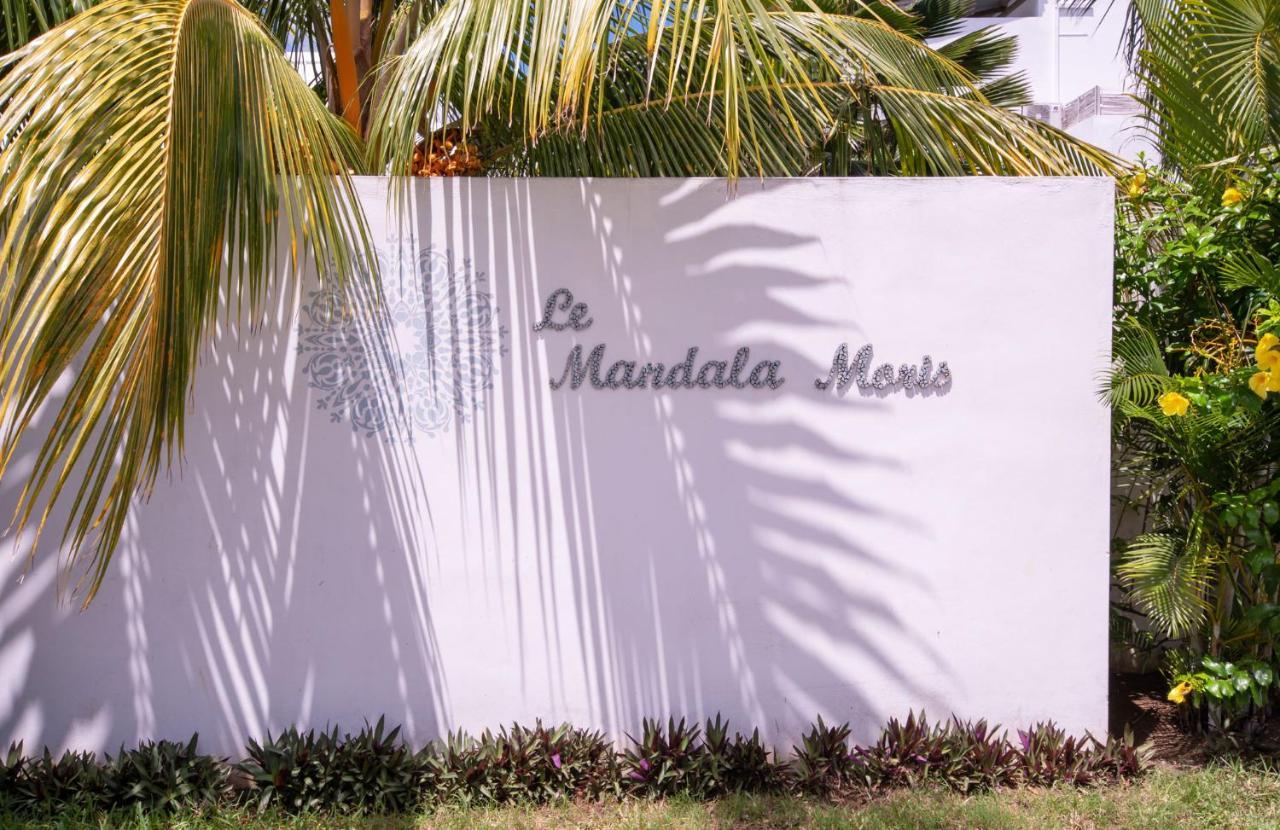 Hotel Le Mandala Moris Pointe aux Canonniers Exterior foto